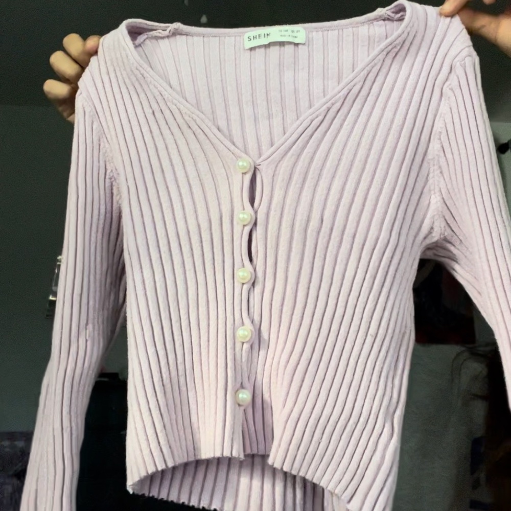 Long sleeve crop top